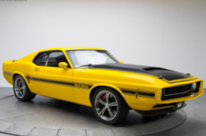 Желтый Mustang Boss продается